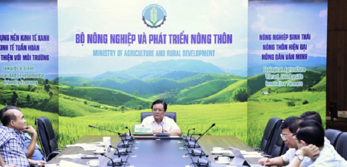 Bộ trưởng Bộ Nông nghiệp và Phát triển nông thôn Lê Minh Hoan chủ trì buổi họp về logistics nông sản