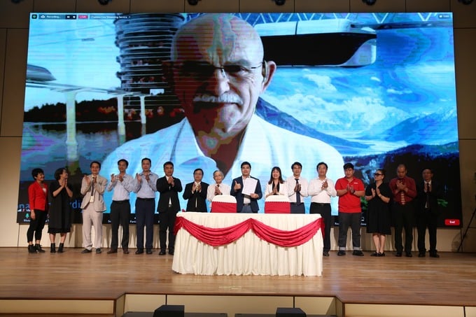 Ngày 14/5/2022, tại Trường Đại học Duy Tân (Đà Nẵng) đã diễn ra hội thảo kết nối đại học - doanh nghiệp và lễ ra mắt Trung tâm Đổi mới sáng tạo BK Holdings - Duy Tân