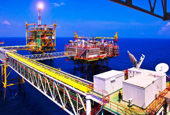 Bộ Công Thương đề xuất 2 phương án quy định về vốn đầu tư ra nước ngoài trong hoạt động dầu khí
