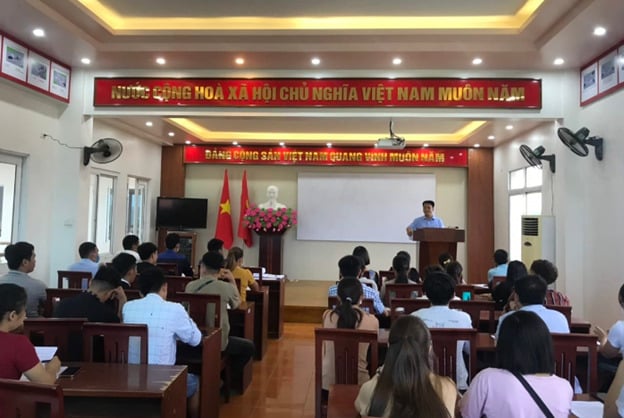 Khai giảng 1 khóa học lái xe tại Trung tâm Dịch vụ việc làm Phú Thọ