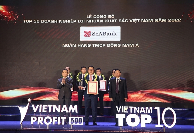 SeABank vinh dự được vinh danh trong bảng xếp hạng Profit500 năm thứ 5 liên tiếp và năm thứ 3 liên tiếp được xếp hạng trong Top 50 doanh nghiệp có lợi nhuận xuất sắc Việt Nam