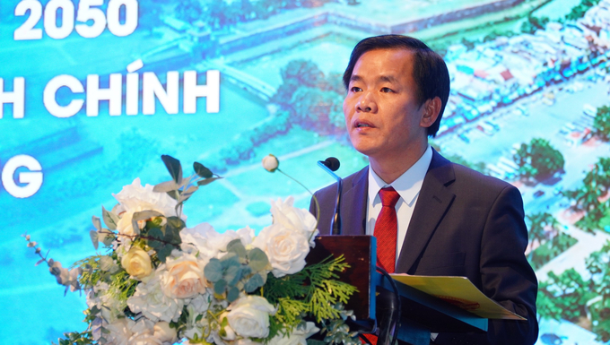 Chủ tịch UBND tỉnh Thừa Thiên Huế Nguyễn Văn Phương phát biểu tại hội thảo.