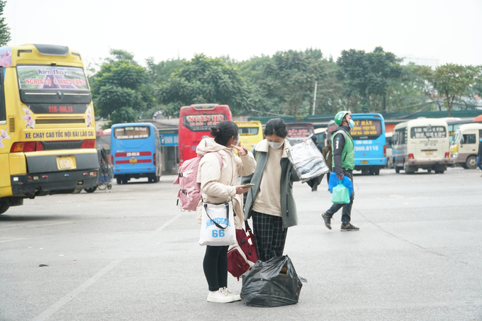 Tuy thời gian ngắn nhưng nhiều người vẫn tranh thủ về quê sum họp với gia đình