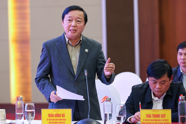 Phó Thủ tướng Trần Hồng Hà phát biểu tại cuộc họp - Ảnh: VGP/Nhật Bắc