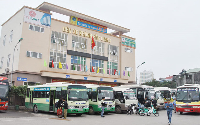 Hiện lượng xe vào Bến xe khách Bắc Giang chỉ bằng 80% so với thời điểm trước khi có dịch Covid-19