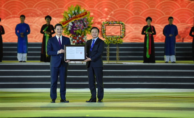 Tại chương trình, thay mặt lãnh đạo Đảng, Nhà nước, Phó Thủ tướng Trần Hồng Hà trao Quyết định công nhận Bảo vật Quốc gia đối với 3 hiện vật của tỉnh Bắc Ninh được Thủ tướng Chính phủ công nhận đợt 11, năm 2022 cho tỉnh Bắc Ninh.