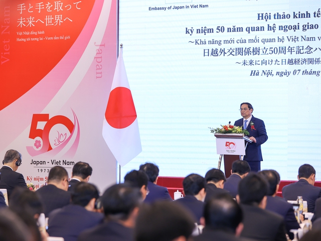 Thủ tướng chia sẻ, Sáng kiến chung Việt Nam – Nhật Bản đã đem lại nhiều kết quả tích cực trong cải thiện môi trường đầu tư và nâng cao năng lực cạnh tranh Việt Nam - Ảnh: VGP/Nhật Bắc