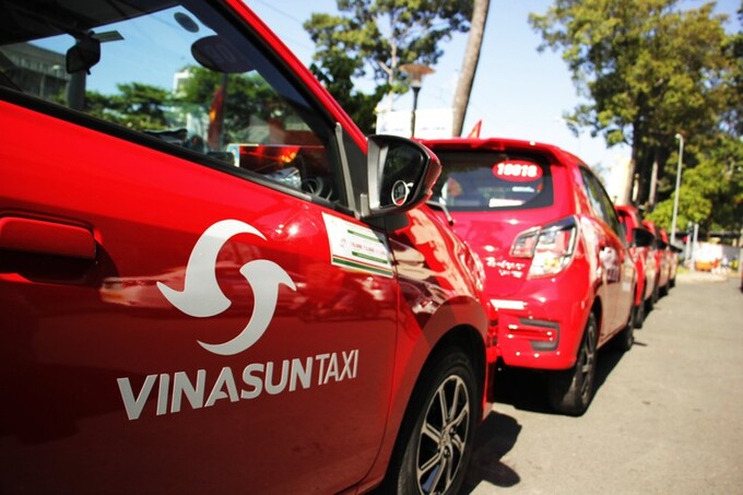 Vinasun khai thác dòng xe mới Toyota Wigo với giá cước phù hợp với nhu cầu của khách hàng