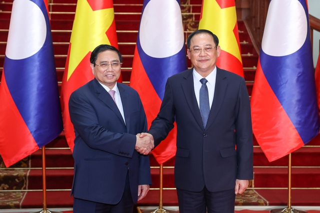 Thủ tướng Phạm Minh Chính và Thủ tướng Lào Sonexay Siphandone