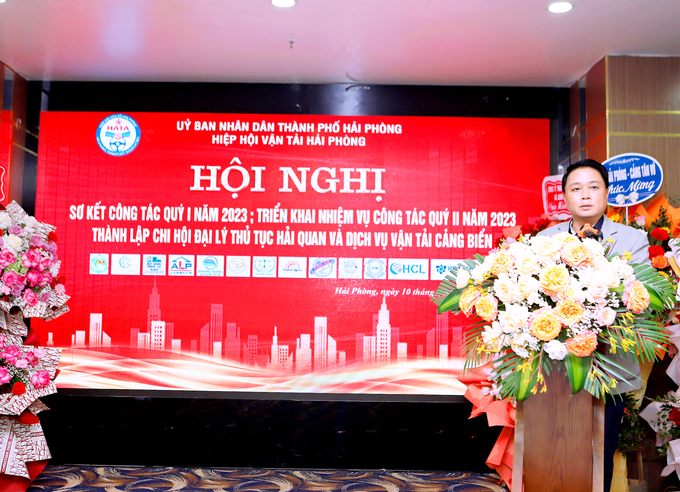 Ông Trần Mạnh Hùng - Phó Cục trưởng Cục Hải quan thành phố Hải Phòng phát biểu tại hội nghị