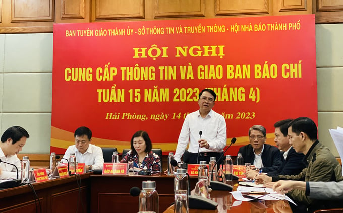 Ông Lê Khắc Nam - Phó chủ tịch UBND Thành phố Hải Phòng thông tin về Lễ hội Hoa Phượng Đỏ 2023