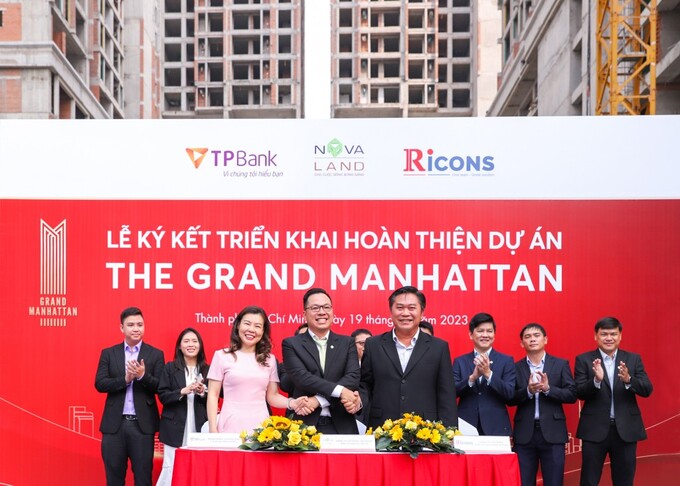 Novaland - TPBank - Ricons đã ký kết hợp tác triển khai xây dựng hoàn thiện dự án The Grand Manhattan