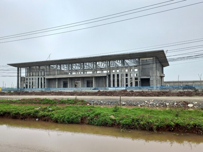 Công ty Long Hải trúng thầu dự án Xây dựng khu Trung tâm thể dục, thể thao huyện Kim Sơn, tỉnh Ninh Bình và đang thi công dở dang