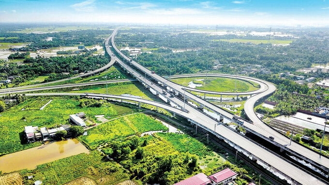 Tỉnh Long An sẽ được đầu tư 3 dự án xây dựng hạ tầng giao thông với tổng mức đầu tư hơn 12.500 tỷ đồng