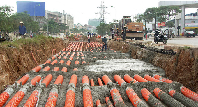 Hà Nội tiếp tục triển khai hạ ngầm cáp viễn thông, điện lực tại khoảng 300 tuyến phố