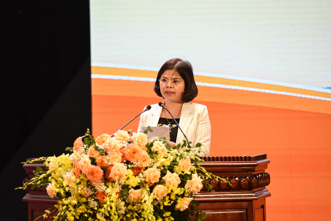 Chủ tịch UBND tỉnh Bắc Ninh Nguyễn Hương Giang phát biểu tại Hội nghị.