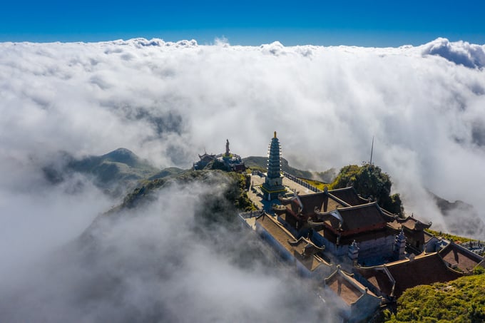 Fansipan is also known as “Gateway to the Sky”. Credit_ Le Hoang Vu (1)