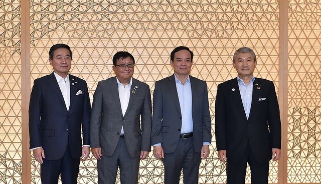 Phó Thủ tướng Chính phủ Trần Lưu Quang gặp 3 đồng Chủ tịch Ủy ban hợp tác kinh tế Việt Nam-Nhật Bản của Liên đoàn các tổ chức kinh tế Nhật Bản - Ảnh: VGP/Hải Minh