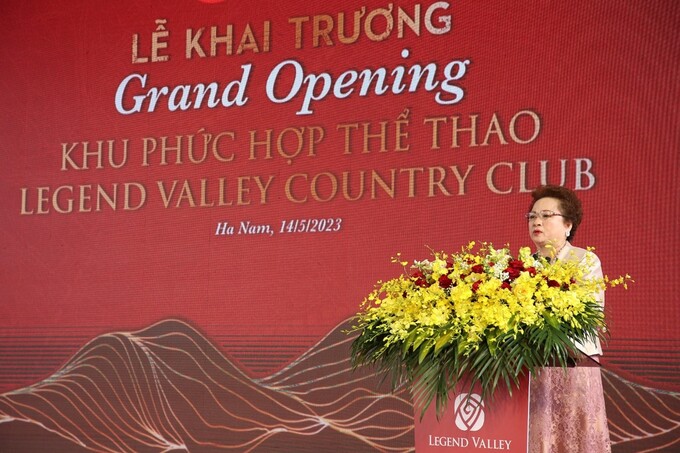 Bà Nguyễn Thị Nga, đại diện Chủ đầu tư, phát biểu tại sự kiện