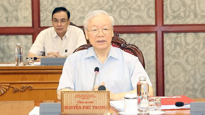 Tổng Bí thư Nguyễn Phú Trọng chủ trì cuộc họp Bộ Chính trị cho ý kiến về Báo cáo tổng kết thực hiện Nghị quyết số 26-NQ/TW, ngày 30/7/2013 của Bộ Chính trị khóa XI về phương hướng, nhiệm vụ phát triển tỉnh Nghệ An đến năm 2020