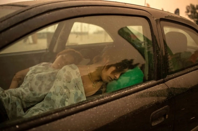 Đang trong thời gian nắng nóng khuyến cáo người dân không nên ngủ trong ô tô .Ảnh minh họa.