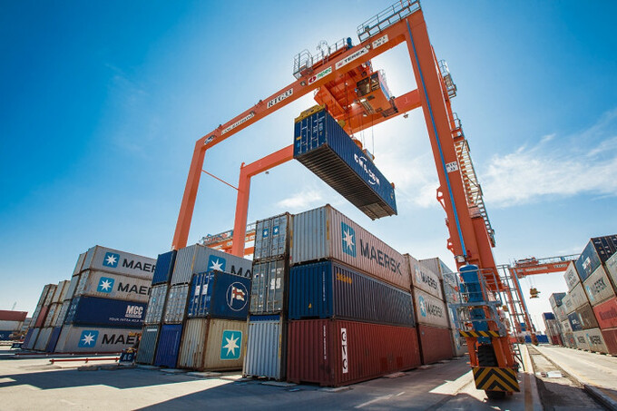 Sản lượng hàng hóa thông qua cảng biển trong 5 tháng đầu năm 2023 tiếp tục có xu hướng giảm nhẹ so với cùng kỳ.