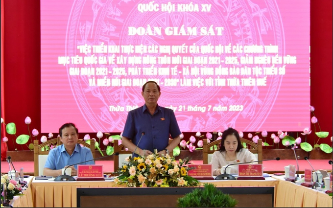 Phó Chủ tịch Quốc hội, Thượng tướng Trần Quang Phương phát biểu tại buổi làm việc.