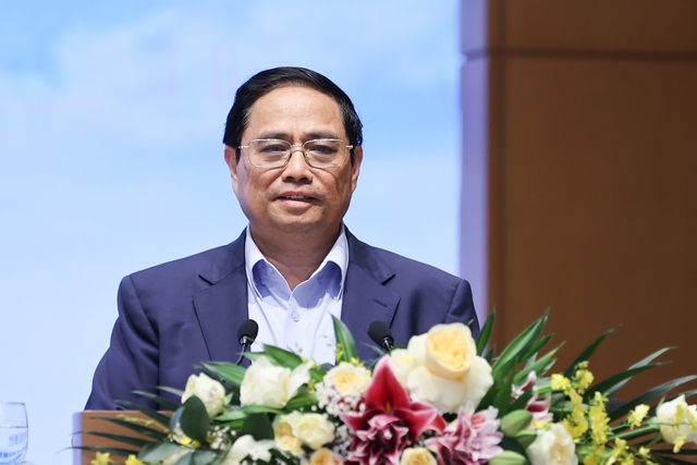 Thủ tướng Phạm Minh Chính nhấn mạnh, tiếp tục chung tay tháo gỡ vướng mắc, thúc đẩy thị trường bất động sản phát triển an toàn, hiệu quả, bền vững