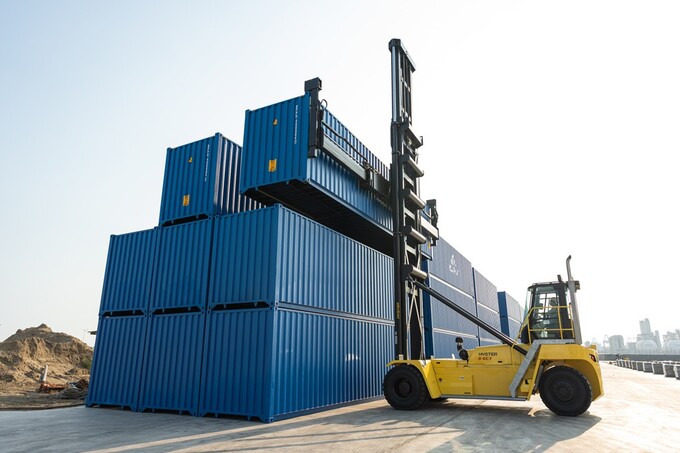 Nhà máy sản xuất container Hòa Phát có tổng công suất 500.000 TEU/năm, tập trung các sản phẩm container phổ biến từ 20- 40 feet