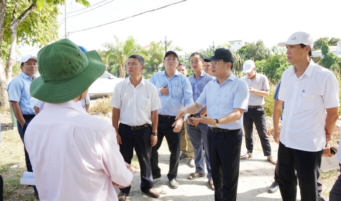 Phó Chủ tịch UBND tỉnh Thừa Thiên Huế Hoàng Hải Minh chỉ đạo xử lý “mạnh tay” đối với các đơn vị nhà thầu cố tình làm chậm tiến độ thi công, ảnh hưởng chung đến tiến độ dự án.