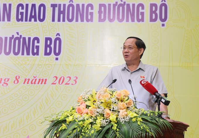 Thượng tướng Trần Quang Phương, Phó Chủ tịch Quốc hội dự và phát biểu chỉ đạo tại tọa đàm.