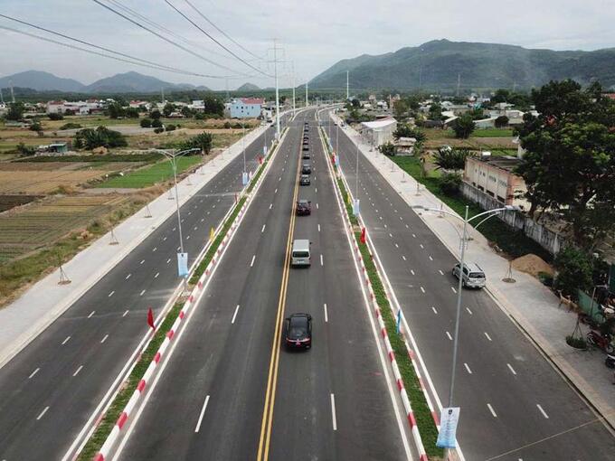 Cao tốc Biên Hòa - Vũng Tàu có chiều dài gần 54km, đi qua địa phận tỉnh Đồng Nai và Bà Rịa Vũng Tàu