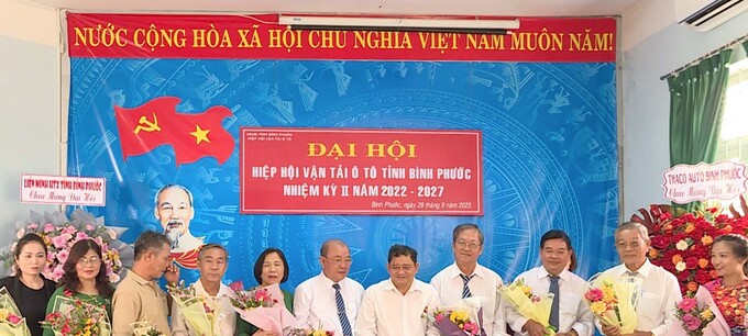 Ban Chấp hành Hiệp hội Vận tải ô tô tỉnh Bình Phước nhiệm kỳ 2022-2027 ra mắt đại hội