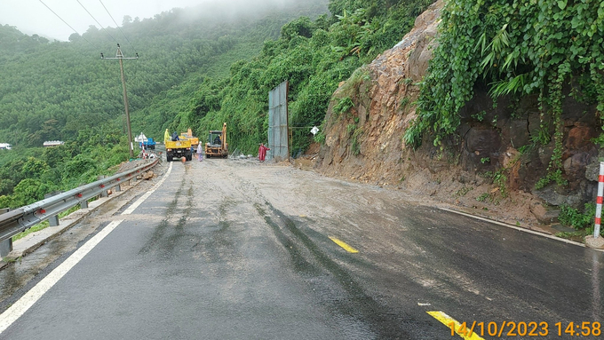 Các đoạn tuyến sạt, ngập trên QL.14G và QL.1 đã thông xe