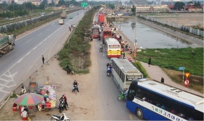 Giao thông tại khu vực đường gom Khu công nghiệp Đình Trám, Vân Trung, Quang Châu, Song Khê - Nội Hoàng