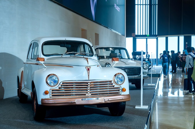 Khu vực trưng bày “huyền thoại” xe Peugeot