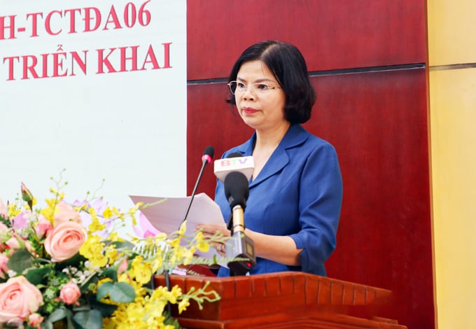 Chủ tịch UBND tỉnh Nguyễn Hương Giang phát biểu tại Hội nghị.