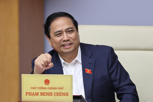 Thủ tướng trao đổi với các đại biểu tại Hội nghị - Ảnh: VGP/Nhật BắcXây dựng thương hiệu du lịch đặc sắc Việt Nam