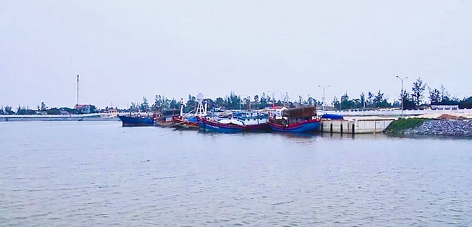 Khu neo đậu tàu thuyền tại thôn Cửa Phú, xã Bảo Ninh, TP Đồng Hới (Quảng Bình)