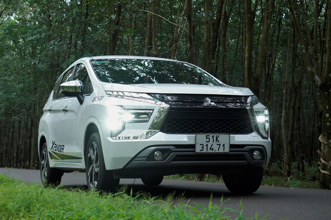 mitsubishi-xpander-1