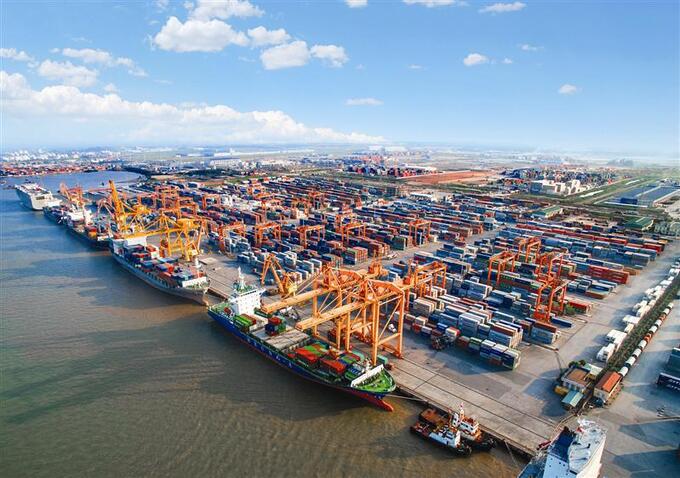 Cảng biển - logistics được xác định là một trụ cột kinh tế của Hải Phòng