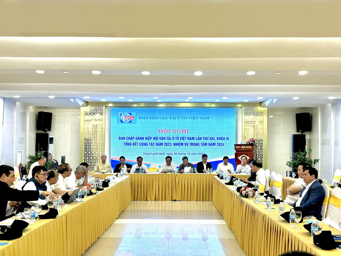 Hiệp hội Vận tải ô tô Việt Nam đã tổ chức họp Thường vụ Hiệp hội và tổ chức Hội nghị Ban chấp hành Hiệp hội Khóa VI, nhiệm kỳ 2023-2028