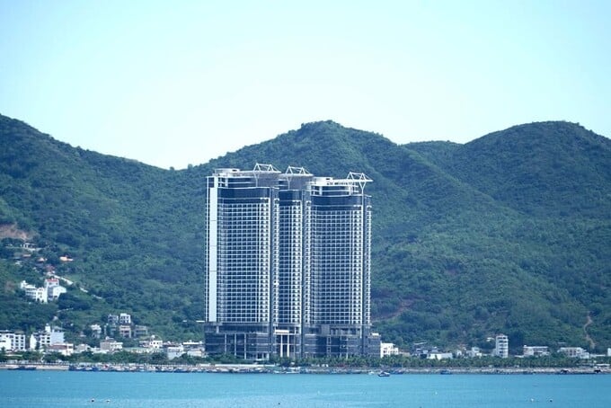 VietinBank chi nhánh Thành An vừa có thông báo bán đấu giá khoản nợ của CTCP Khách sạn Bến Du Thuyền (Marina Hotel) - chủ đầu tư dự án Trung tâm bến du thuyền Hoàng Gia