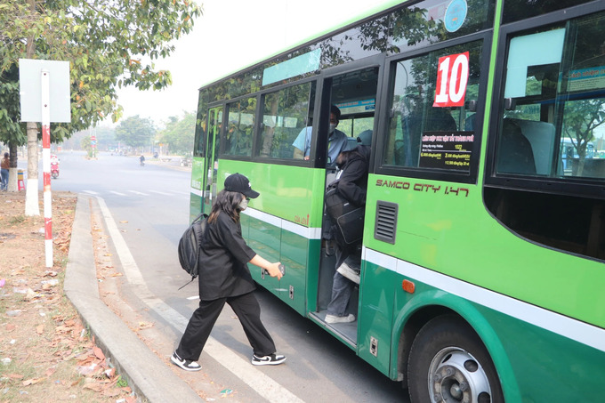 Cùng với việc cho dừng hoạt động đối với một số tuyến xe buýt hoạt động không hiệu quả, thời gian qua, Sở Giao thông Vận tải TP Hà Nội cũng đã điều chỉnh hợp lý hóa lộ trình 78 tuyến xe buýt