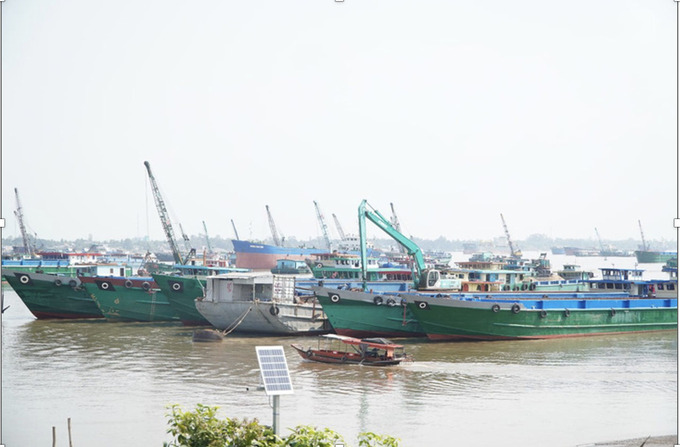 Cát được nhập khẩu tại cửa khẩu Vĩnh Xương, tỉnh An Giang