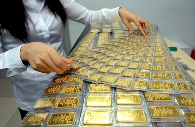 Ngân hàng Nhà nước cũng hạ giá bán vàng xuống còn 76,98 triệu đồng/lượng vào sáng 05/6