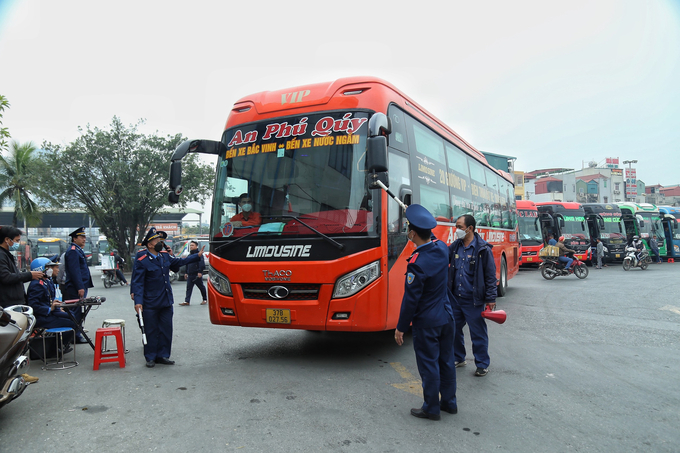 Hiện nay, dữ liệu từ thiết bị GSHT được Cục Đường bộ VN và các Sở GTVT ứng dụng để quản lý thông tin về xe như vi phạm tốc độ, thời gian lái xe liên tục, dừng đỗ trả khách. Ảnh: Lê Khánh