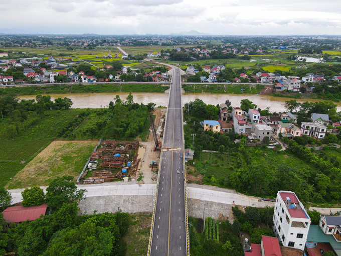 Hiện tại, phần đường dẫn phía Bắc Giang và cầu đã hoàn thành; phần đường dẫn phía Thái Nguyên đang được UBND tỉnh Thái Nguyên chỉ đạo đẩy nhanh tiến độ, đưa vào sử dụng từ cuối năm nay giúp người dân lưu thông thuận lợi, thúc đẩy thu hút đầu tư, góp phần phát triển KT-XH các địa phương.