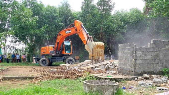 Lực lượng chức năng đã kiểm kê tài sản trên đất, tiến hành di dời tài sản theo đúng quy định