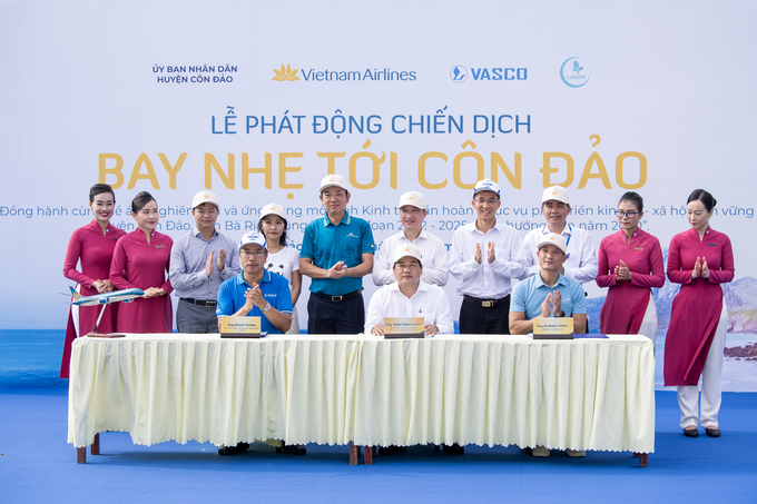 Ủy ban Nhân dân huyện Côn Đảo, Vietnam Airlines và Công ty Lagom Việt Nam đã ký kết Biên bản ghi nhớ khẳng định cam kết hợp tác